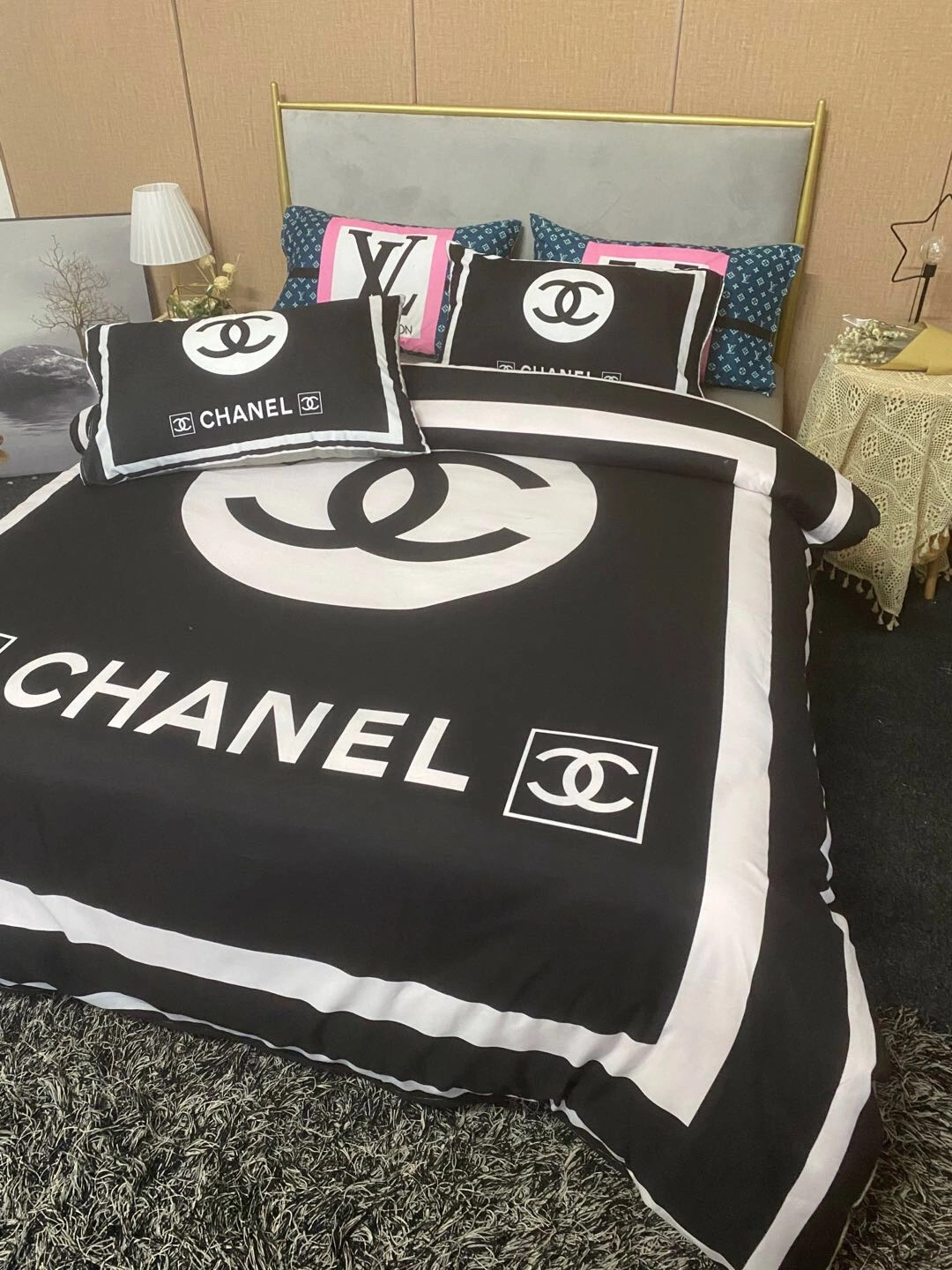 Famous Brand Printed Fashion Duvet Cover Bed Sheet