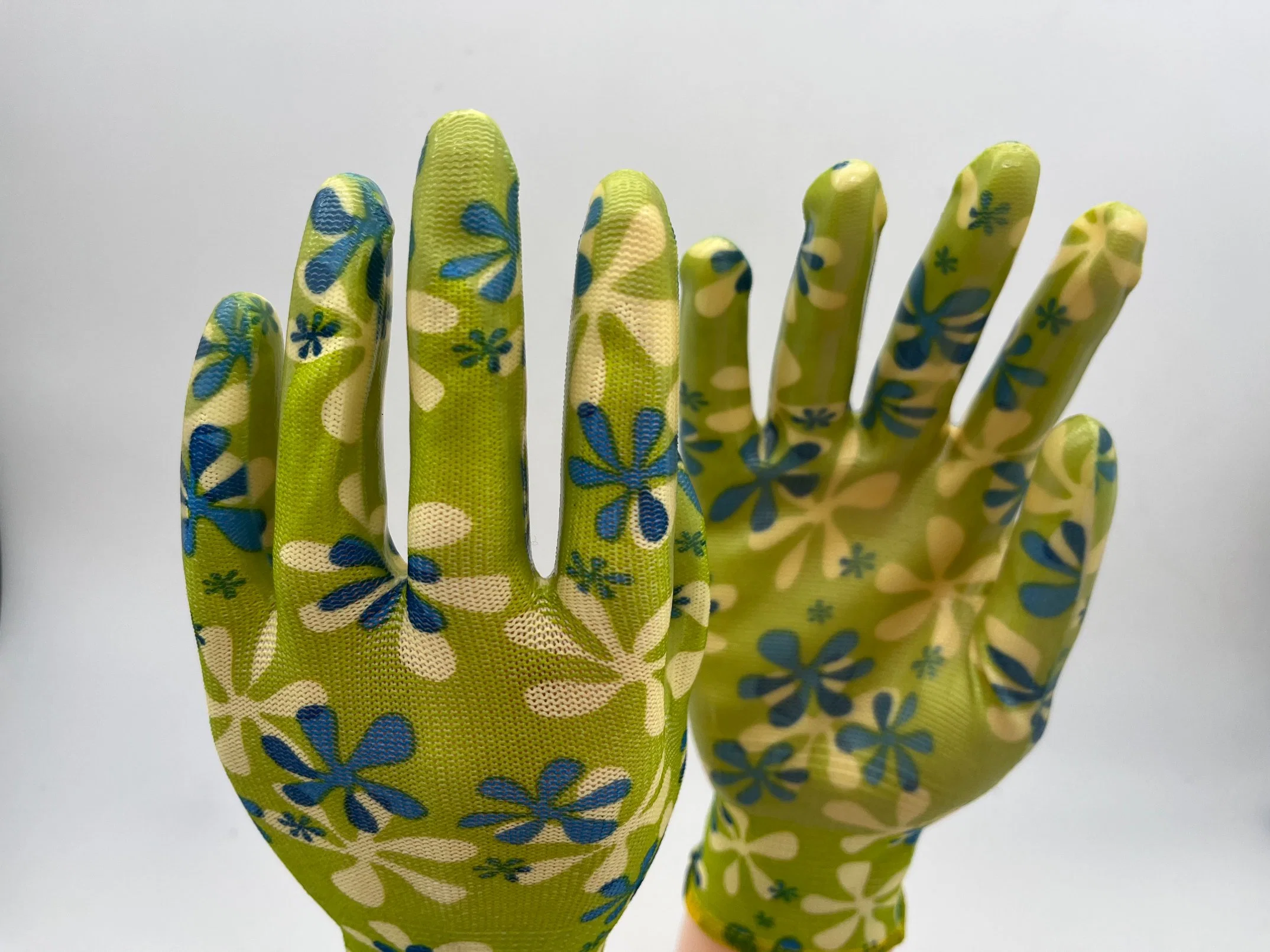 13G Floral Polyester Liner Nitrile Coated Gardening Glove