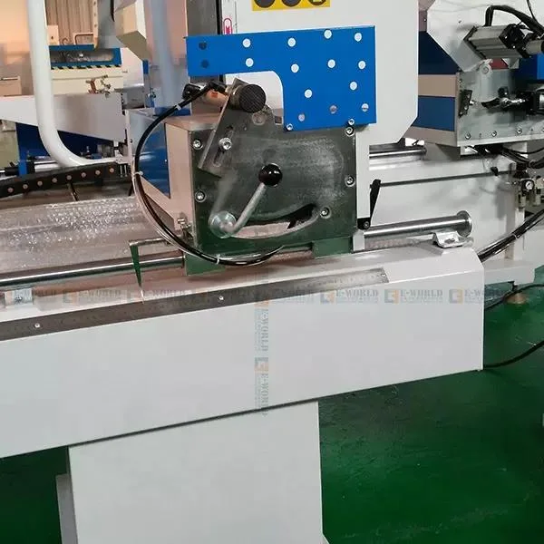 PVC-UPVC-Profile Doppelkopf-Schneidemaschine Fenstertür Herstellung Maschine 45 Grad und 90 Grad Cutter Fabrik Preis / PVC / UPVC Säge Schneiden