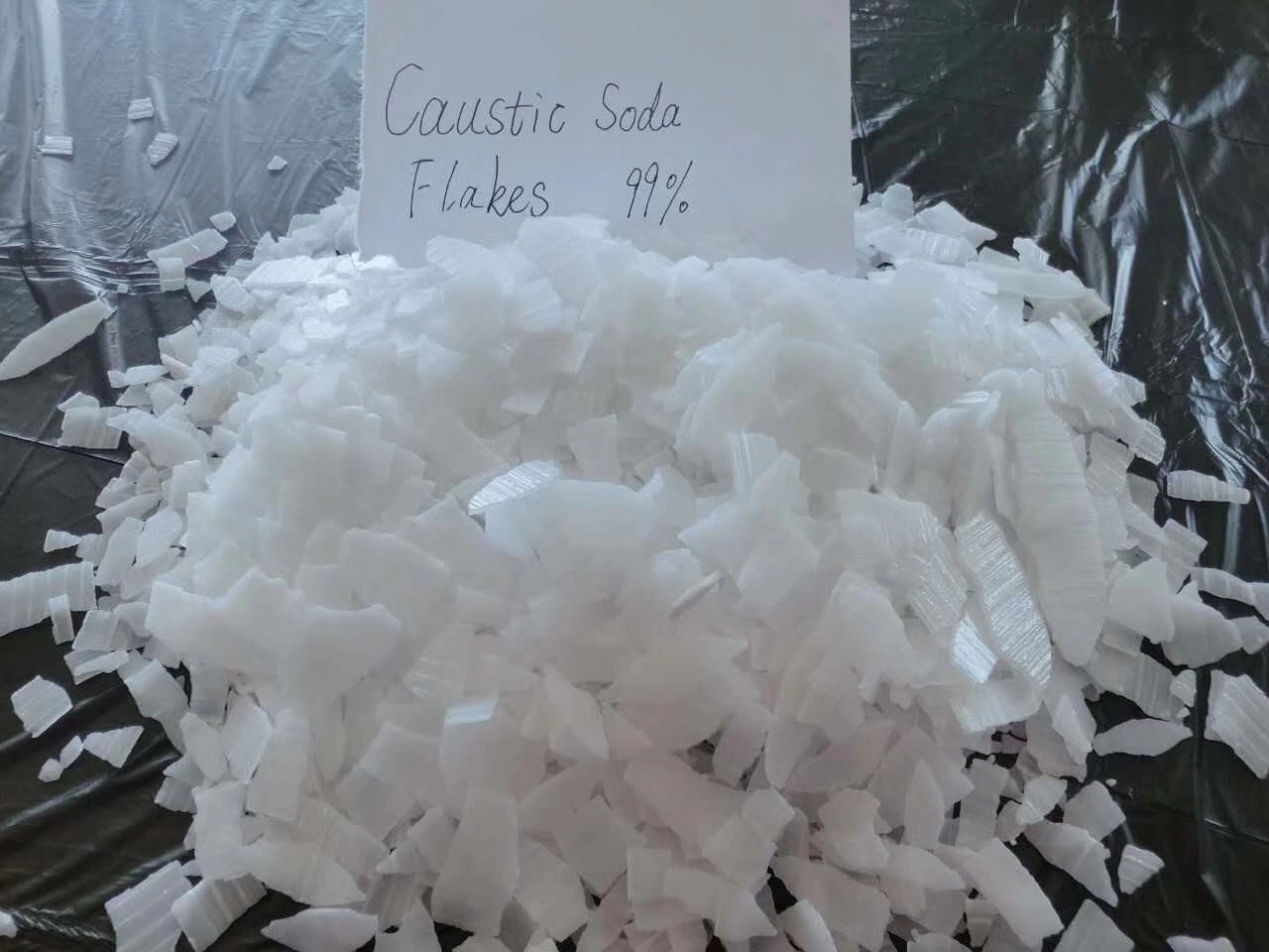 99% Naoh Flake Pearl Sodium Hydroxide Water Treatment