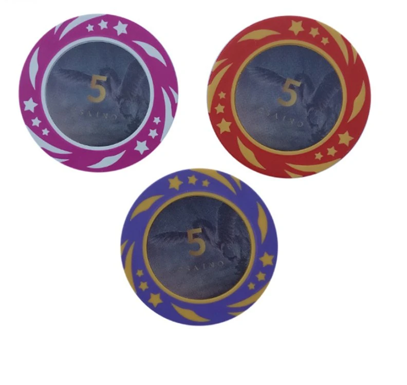 Fabricant de nouvelle conception de la puce de Poker coin jeu de puces d'argile 13,5 g de copeaux de plastique produits en promotion