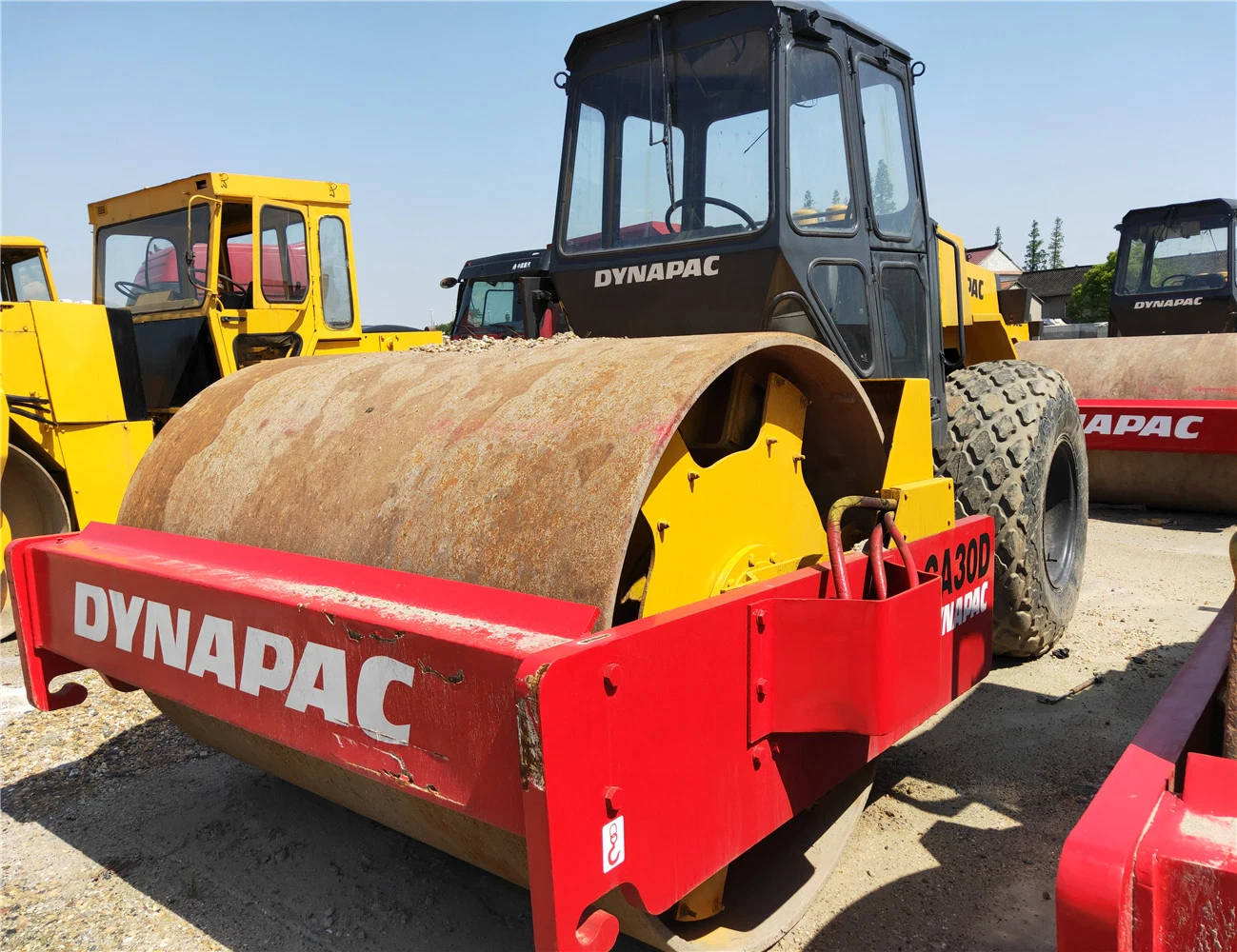 13 Tonnes Rouleau Compresseur de Route à Pied de Mouton Dynapac d'Occasion Ca30d, Deuxième Main Rouleau Compacteur à Tambour Vibrant Ca25D, Ca35D, Ca251d, Ca301d Dynapac, à Vendre.