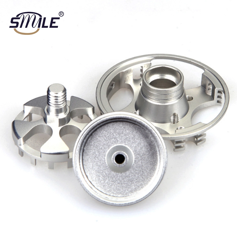Sonrisa personalizadas OEM ISO9001 para fresado de precisión de la fábrica de acero inoxidable Torneado CNC de piezas de mecanizado CNC para piezas pequeñas de servicio