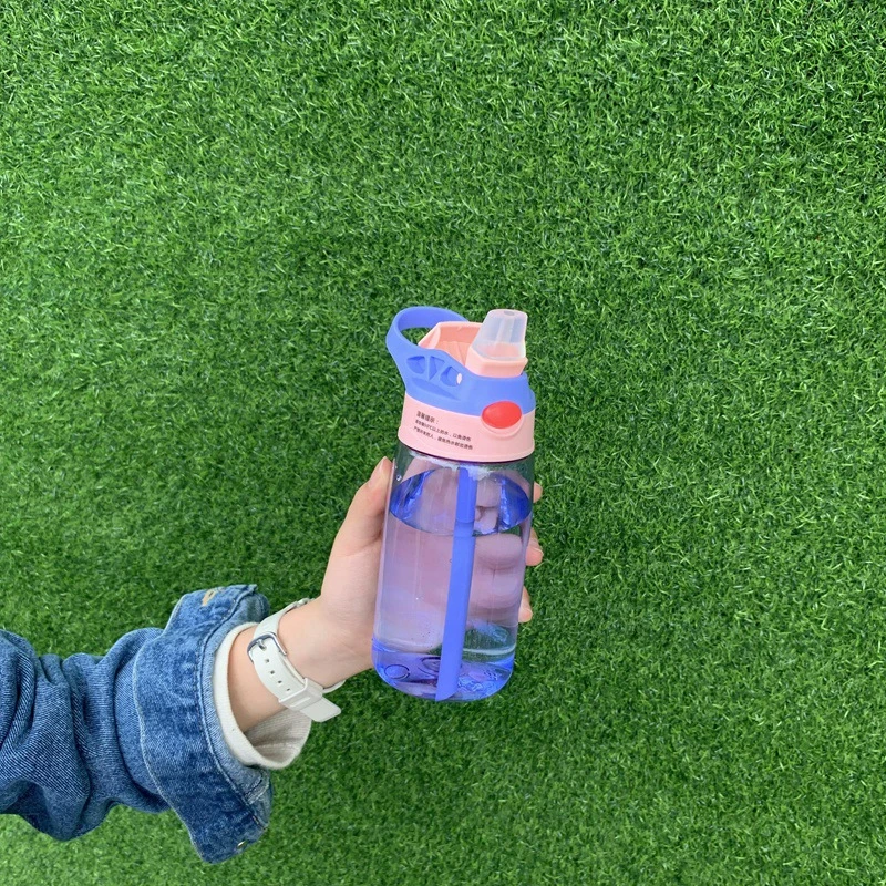 Plastic Kids Water Bottle with Straw Cute Printing Child Drink Kids Water Bottle