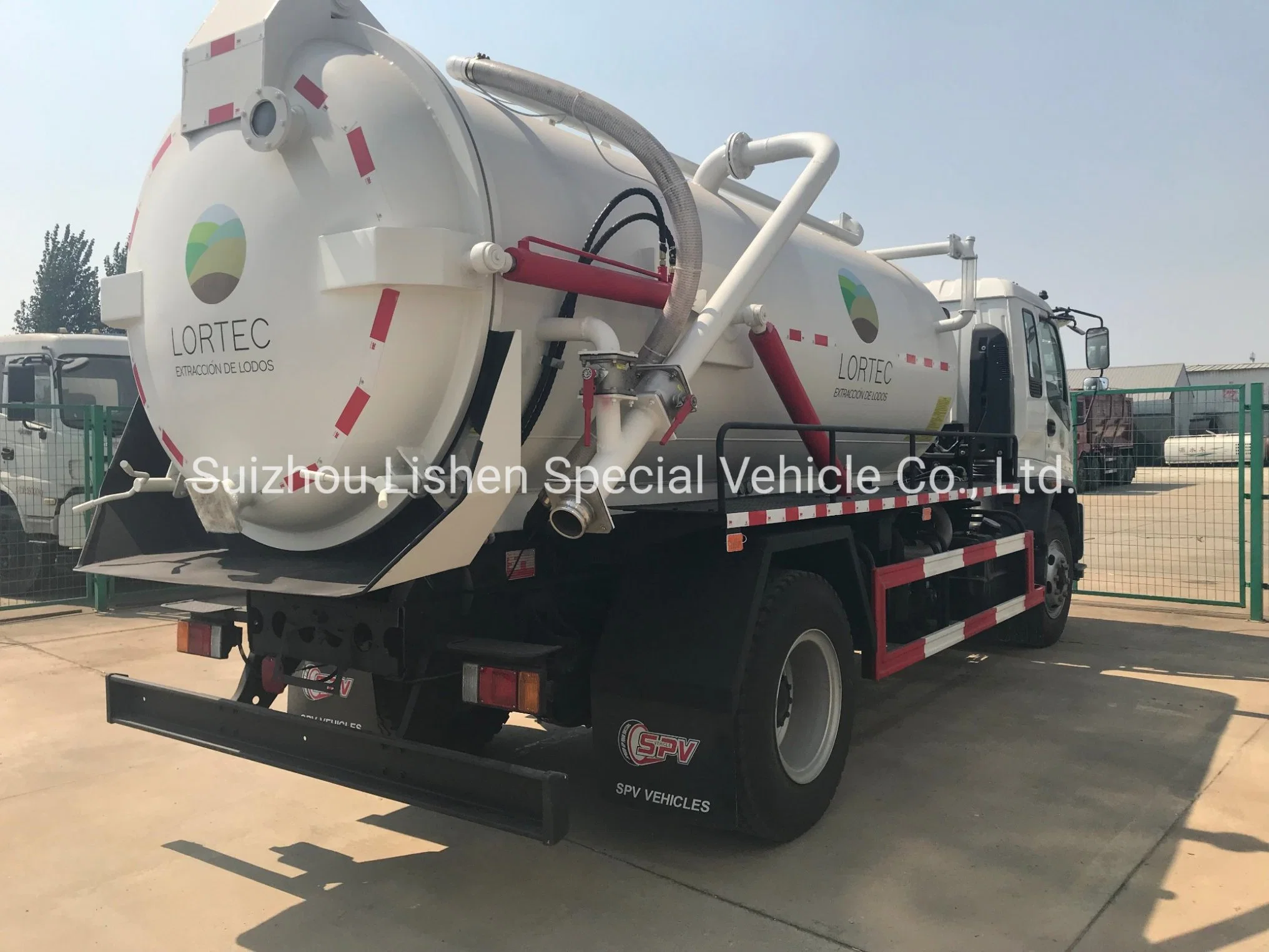 Isuzu 10cbm Honey Sucker Septic Sewer Cleaning Sludge Tank Fecal Waste 10000L Sewage Suction Truck