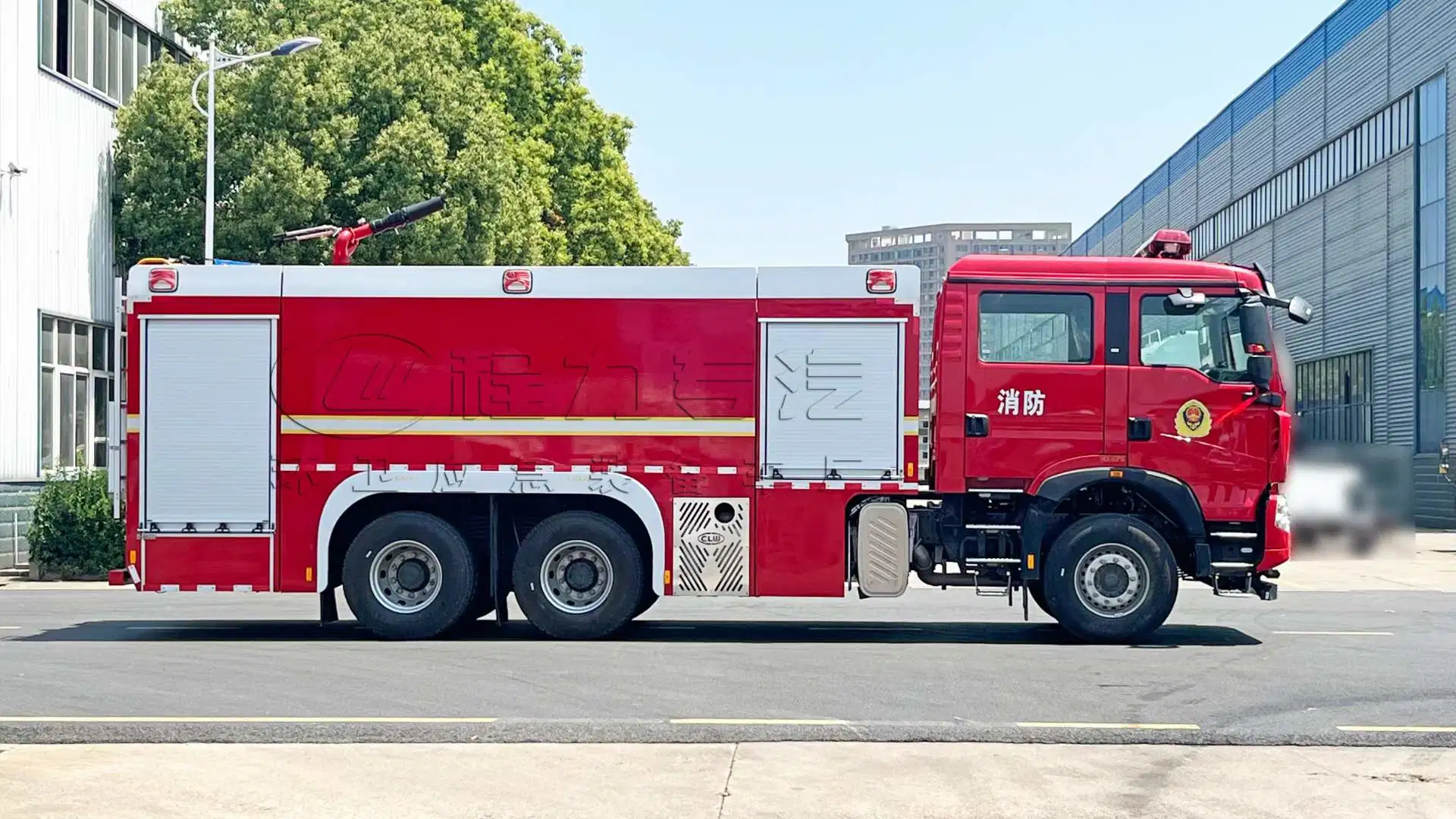 Sinotruk HOWO 11t camión de emergencia de rescate de bomberos 12-16cbm agua Y camión de lucha contra el fuego de espuma