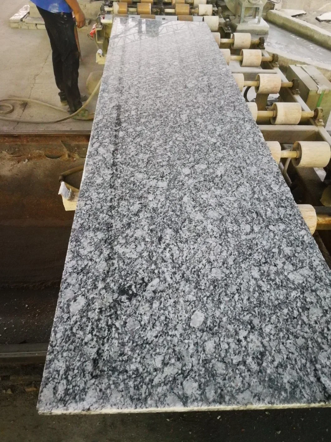 Spray White Granite /Tiles / Counter Tops