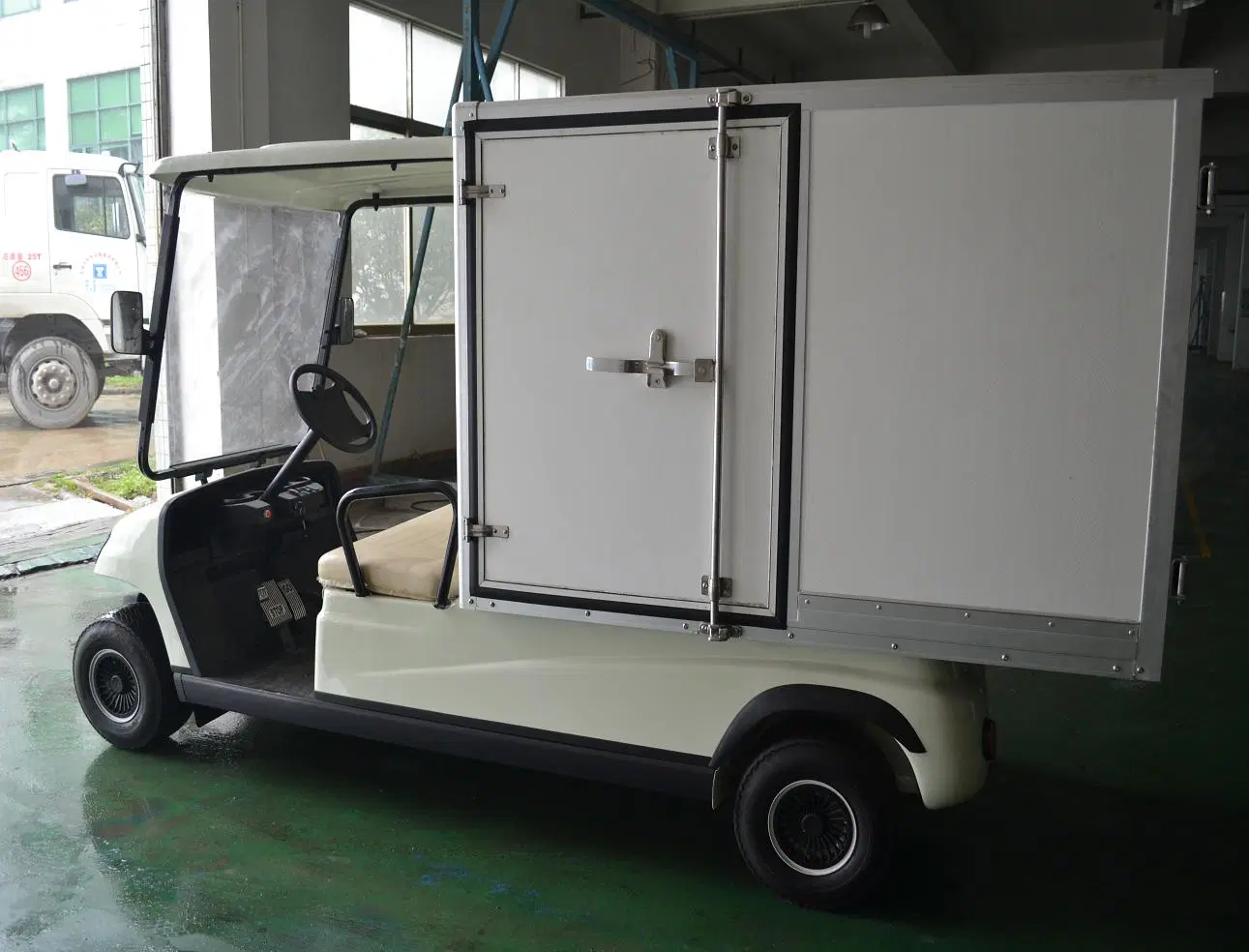 China Günstige 2 Sitzer Electric Sightseeing Bus Electric Golf Car