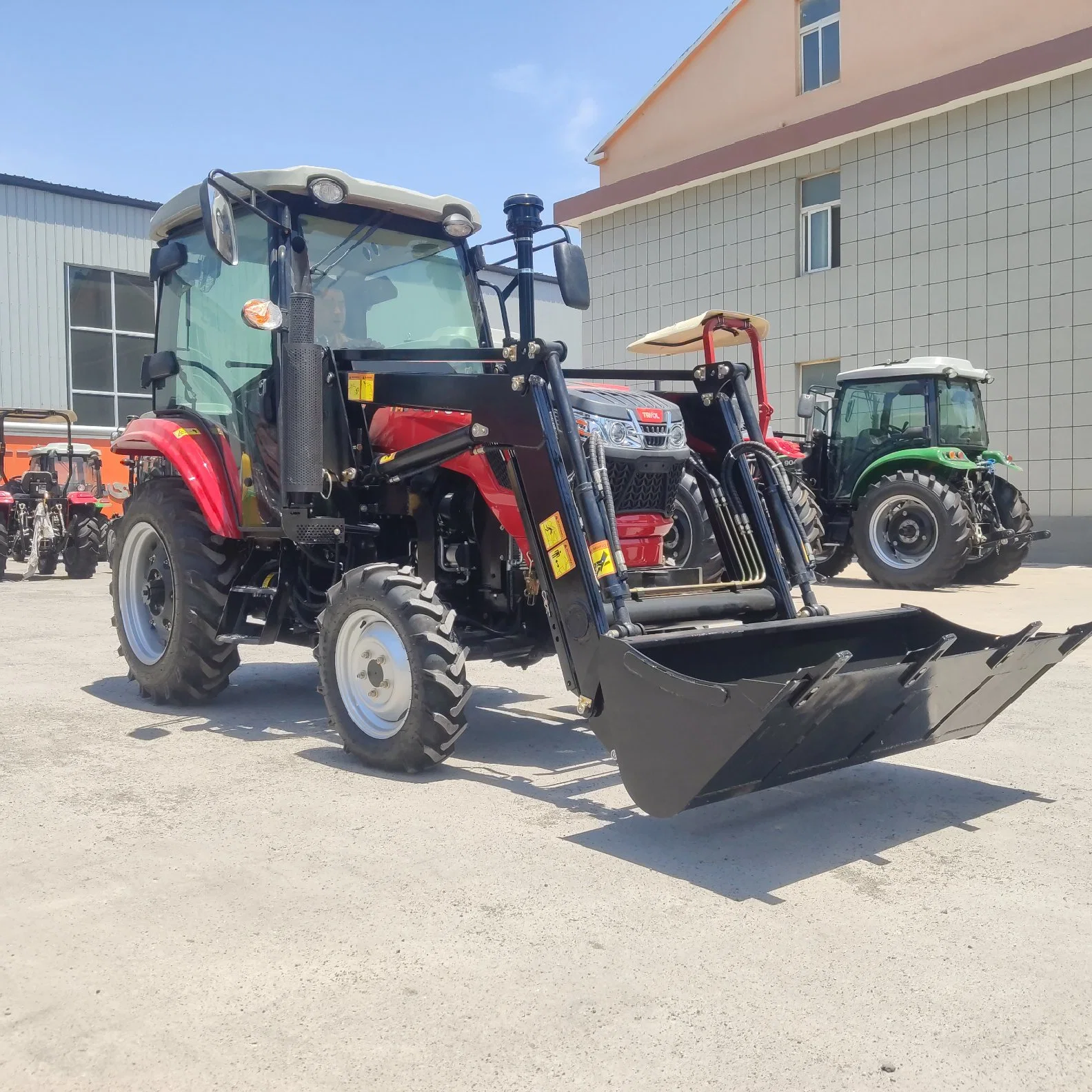 MOTEUR AGRICULTURA YTO 50 CH, entraînement par roue, cabine, Diesel, taille moyenne Tracteur agricole 4X4 50HP