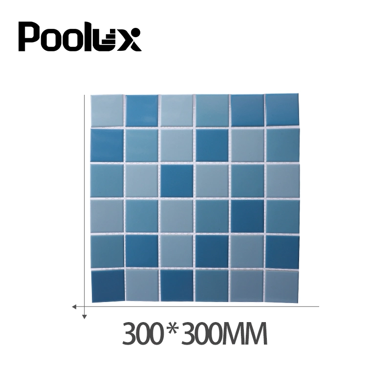 Poolux nouveau produit à l'extérieur antidérapant classique moderne bleu ciel lumière carré de 300*300mm épaisseur 6 mm d'une piscine mosaïque