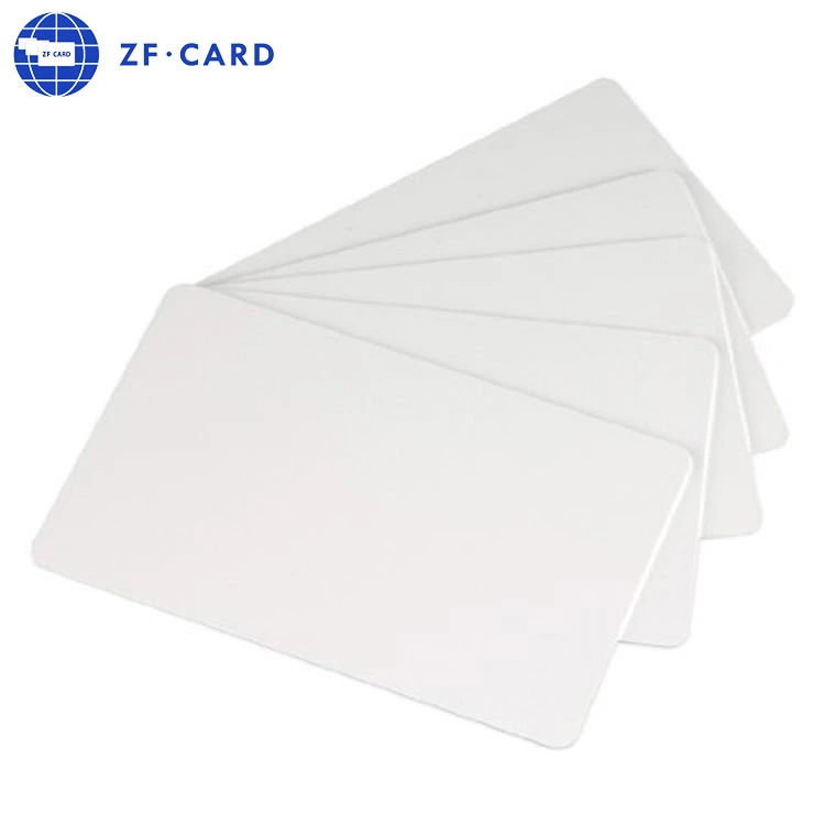 PC Carte vierge et MIFARE Plus (R) X 2K (4B) de la puce Ruban PVC cartes vierges Carte Blanche