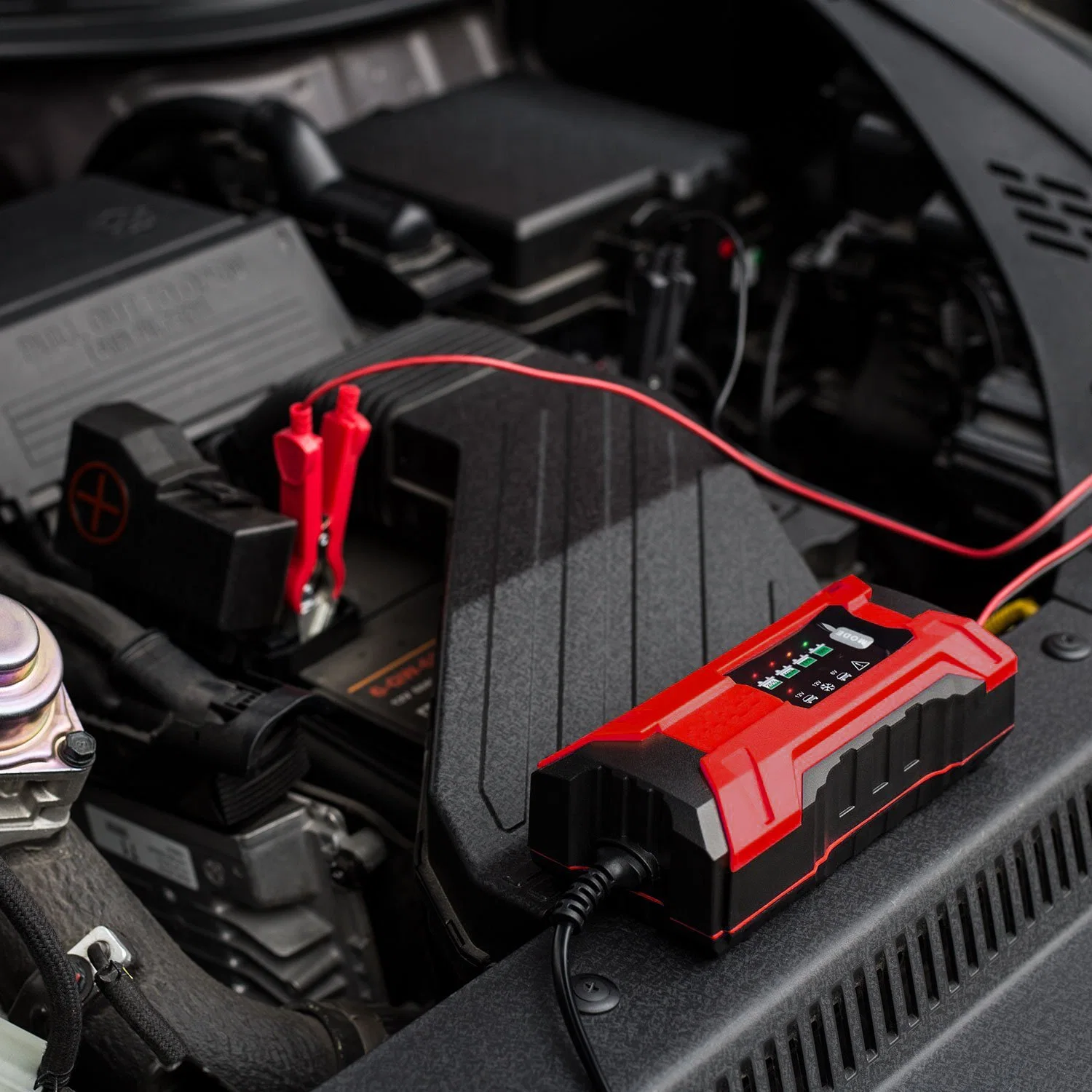 Chargeur de batterie 12V 2mA mainteneur automatique de batterie intelligente pour l'auto moto voiture