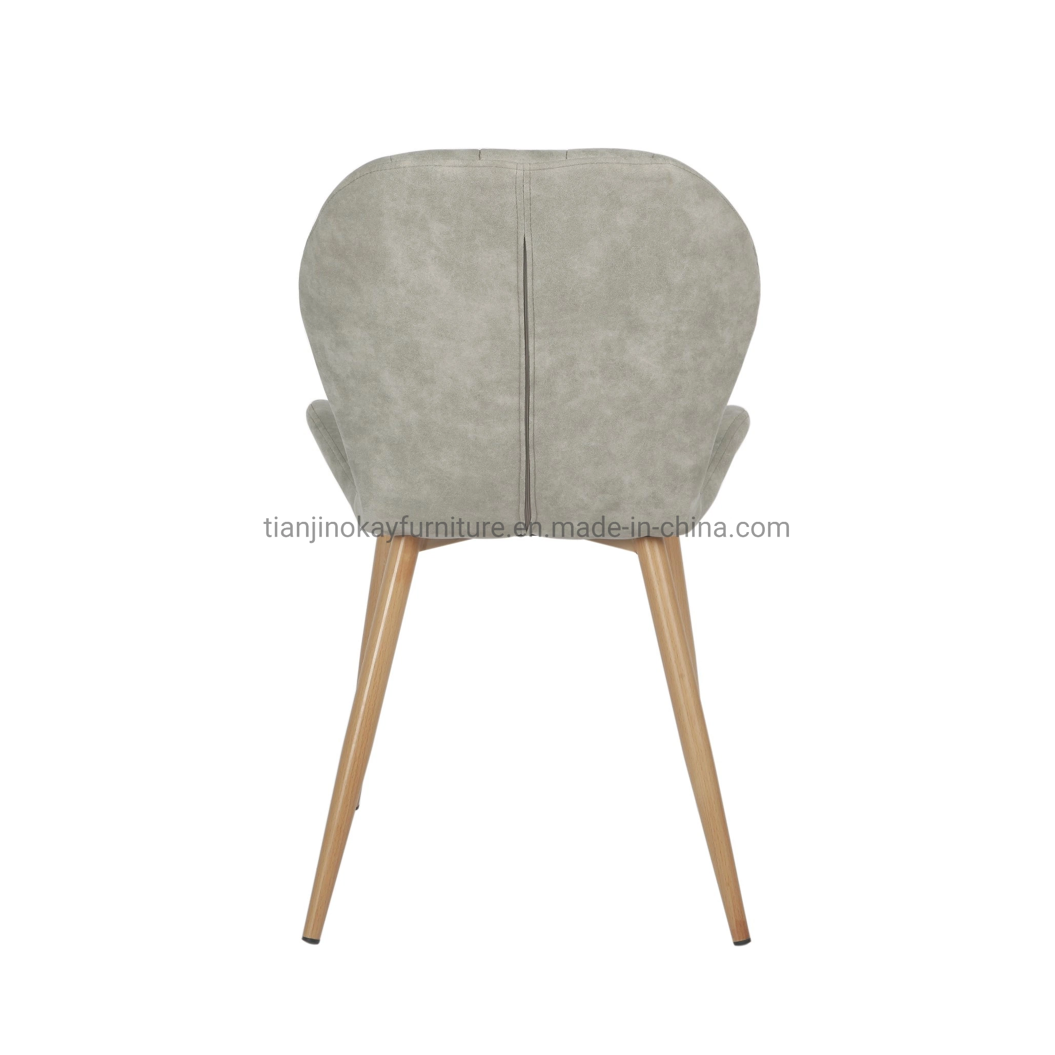 2021 Venta caliente tejido gris silla de comedor de madera con patas transferido