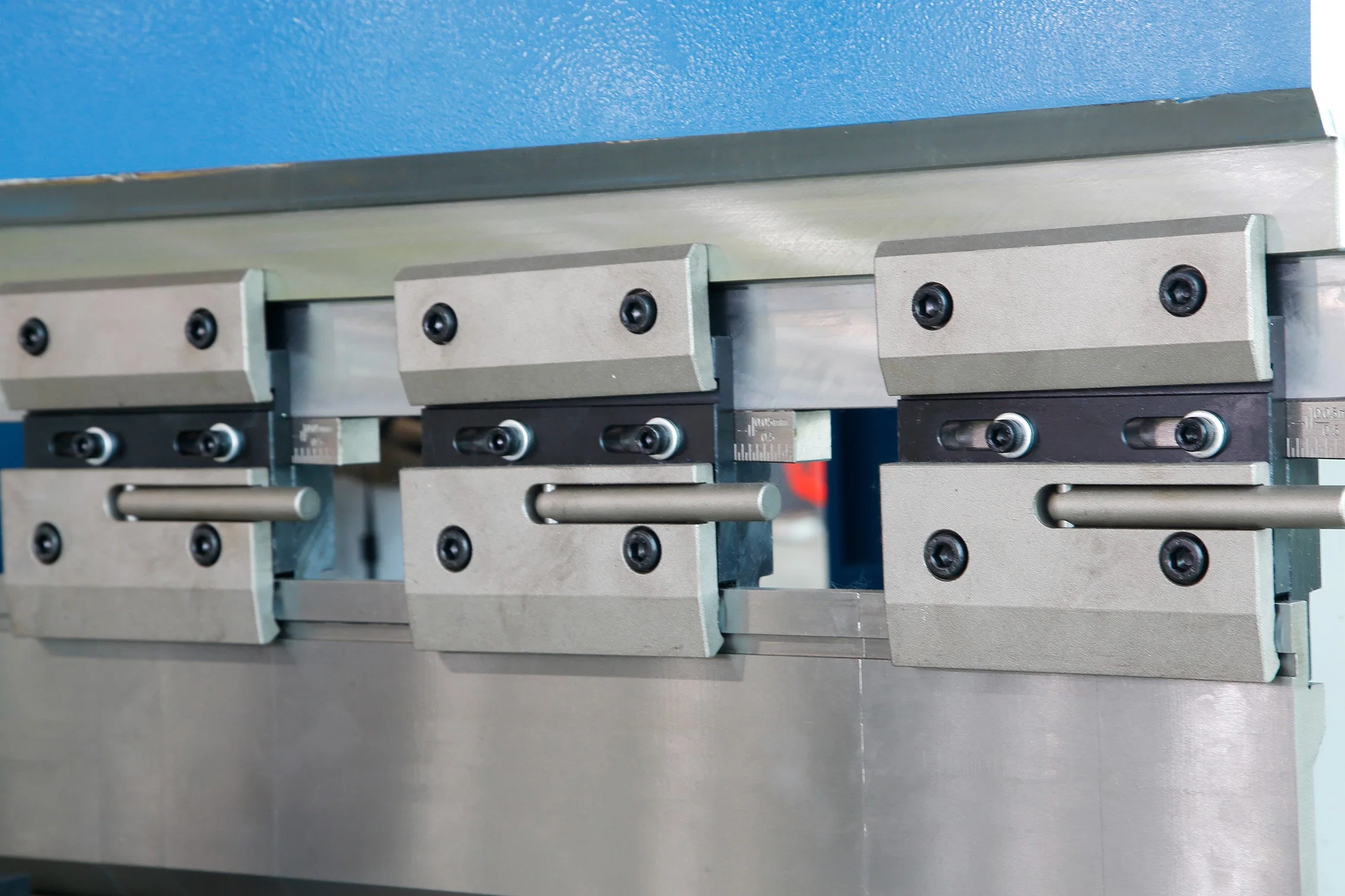 presse plieuse hydraulique CNC machines-outils pour la flexion de feuille de métal