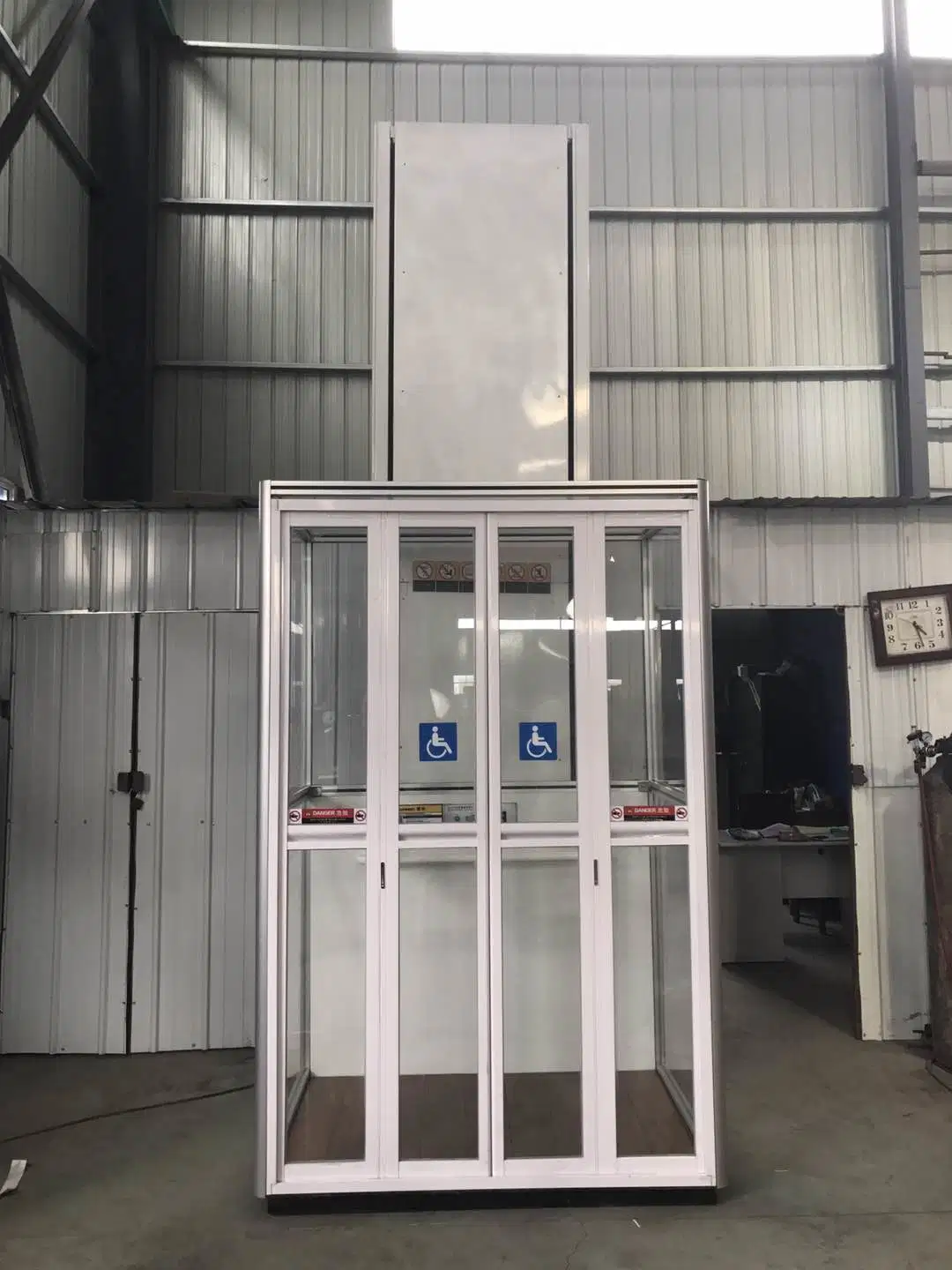 Vertical Platform Wheelchair Lift, Mobility Lift, Handicapped Lift