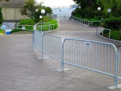 Heavy Duty 6FT Steel Crowd Control Barrier Pedestrian Wall Barricades with Flat Bases