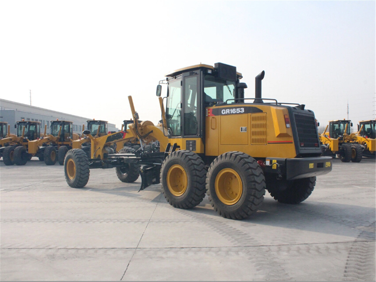 Earthmoving Machinery Cheaper Price Chinese Grader Motor Grader/ Road Grader/ with Front Blade and Rear Ripper -Horsepower Model Gr135/Gr165/Gr180/Gr215