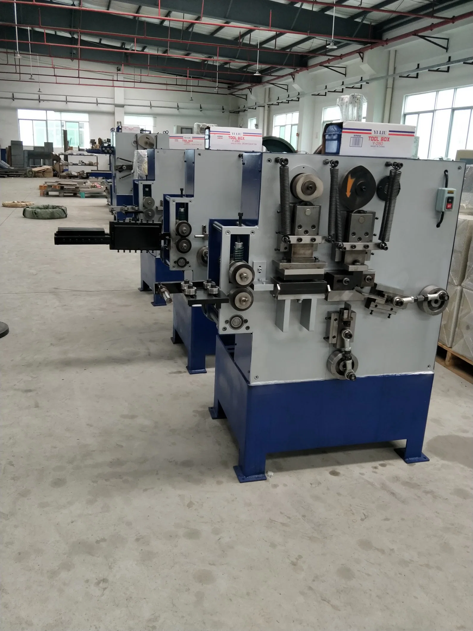 Factory Customized Full-Automatic Hot Sale Strapping Seal Making Machine with Several Models