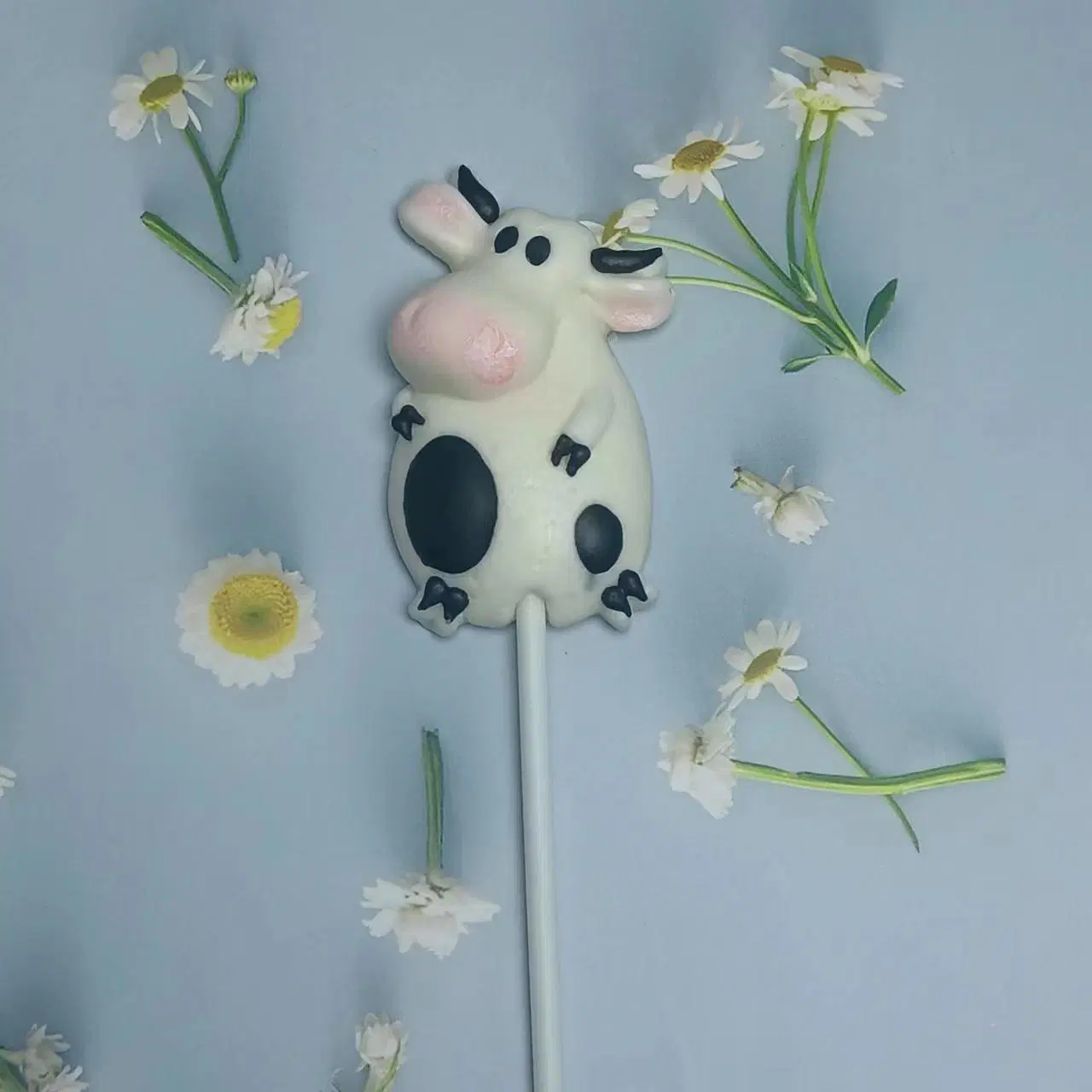 Easter Animal Shape Milk Cow Hard Candy Lollipops