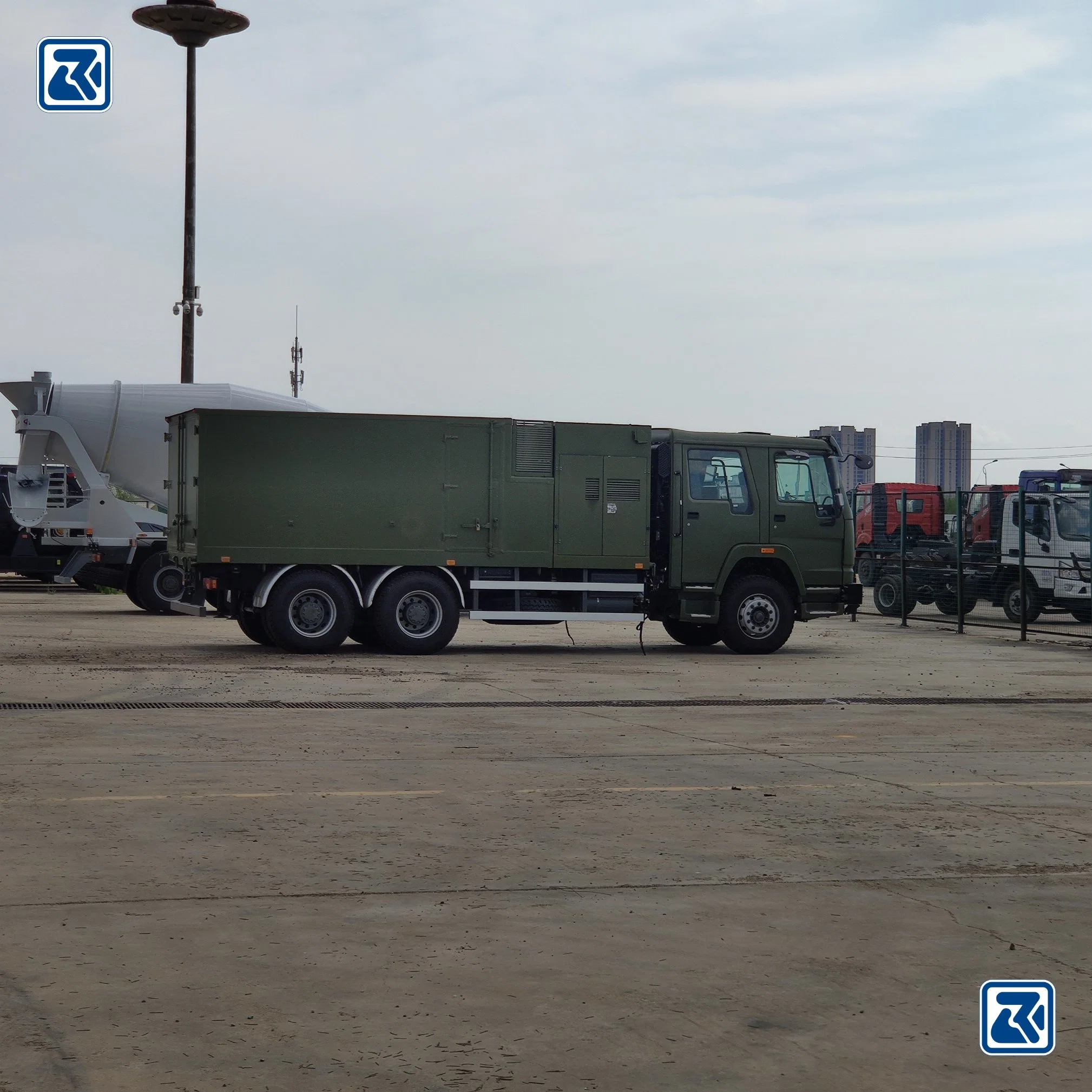 HOWO 6X4 OEM Mobile Maintenance Vehicle