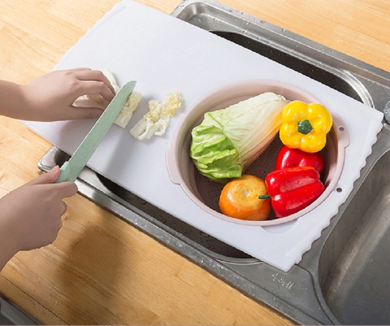 Flexible Multi Purpose Vegetable Chopping Board with Removable Folding Over The Sink Slicing Board Retractable Colander Drain Basket Wbb16435