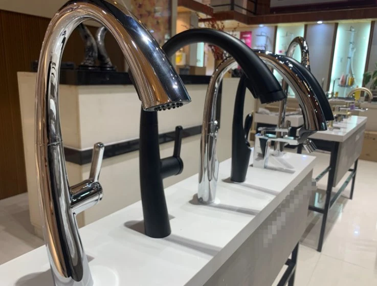 Six Axis 4 Station Sanitaryware Bathroom Faucets Taps Water Taps CNC Clearing and Buffing Machinery Equipment for Hardware, Auto Parts