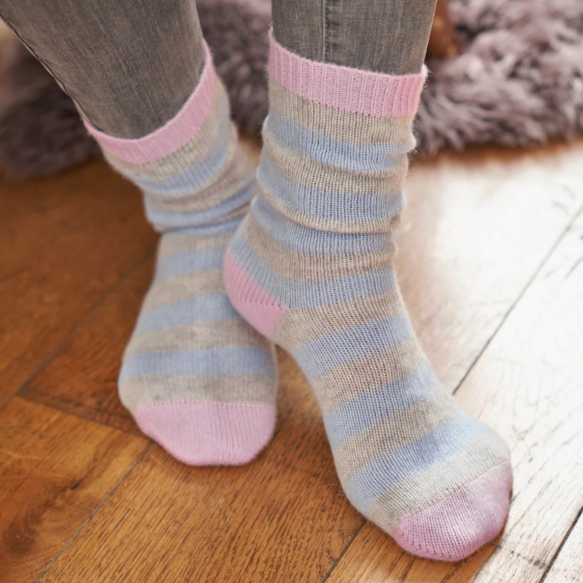 Pure Cashmere Knitted Ladies Striped Ankle- Length Socks Apparel Accessories
