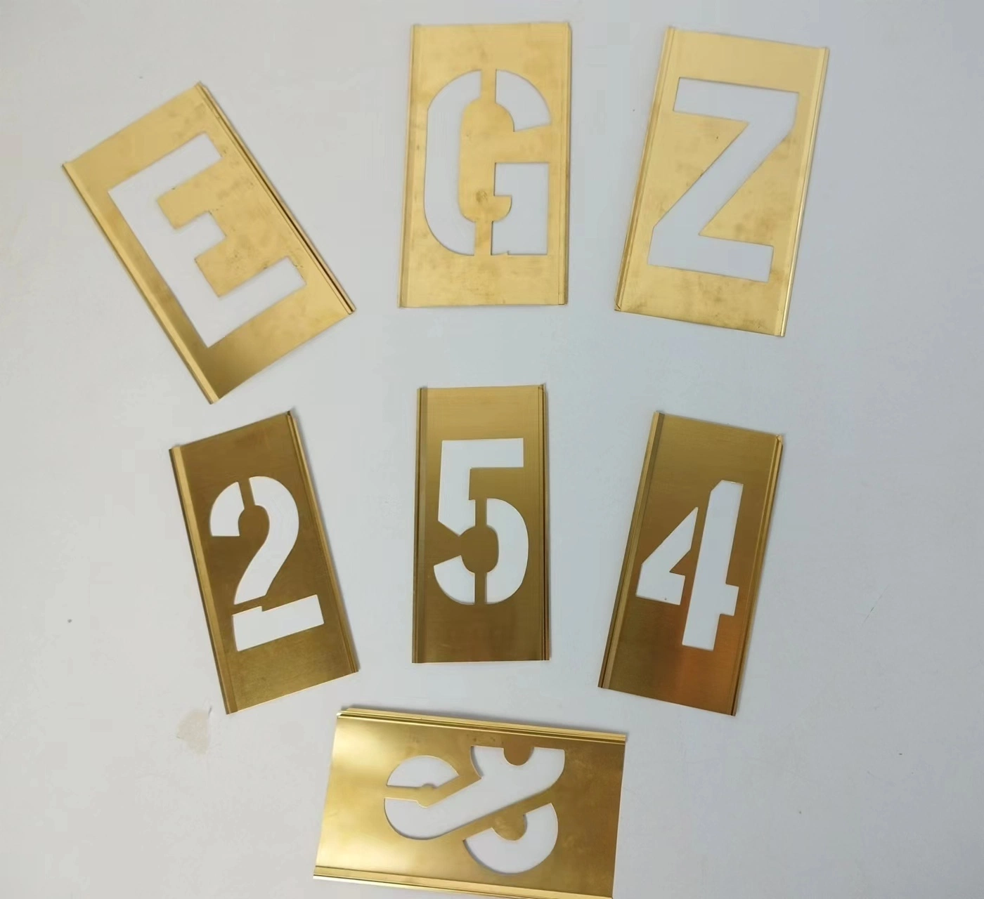 Copper Interlocking Stencil with Letters and Numbers (20Y519)