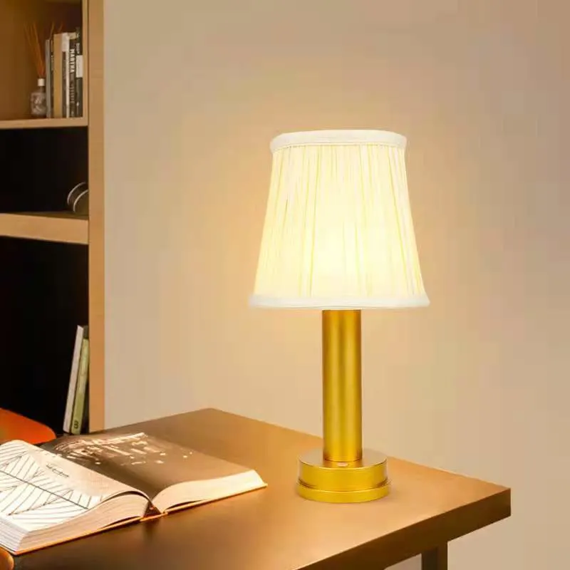 Aluminium Rechargeable Restaurant Cordless Gold Fabric Table Lamp