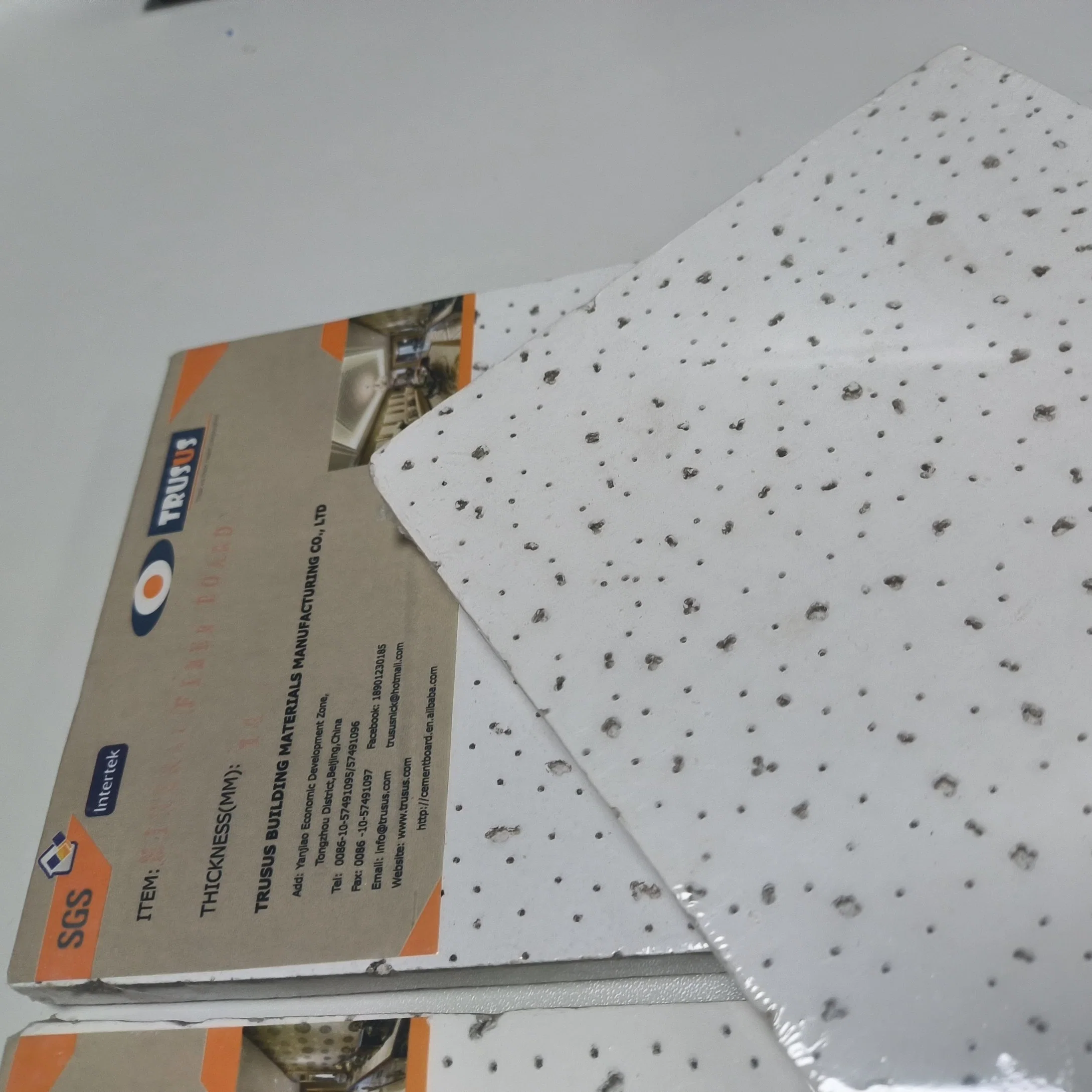 Mineral Fiber Acoustical Suspended Ceiling Tiles