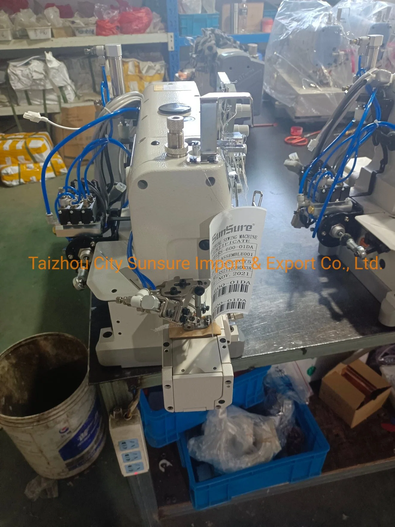 Direct Drive High-Speed Cylinder Bed Interlock Sewing Machine with Auto Trimming Function Ss-600-01da