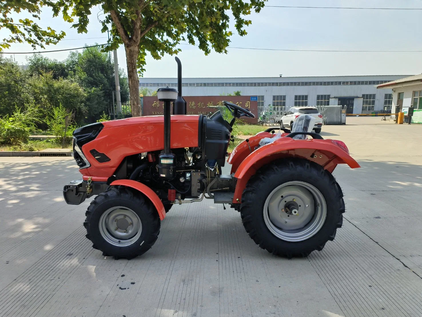 Tracteur agricole 4X4 mini haute qualité de 24HP/25HP