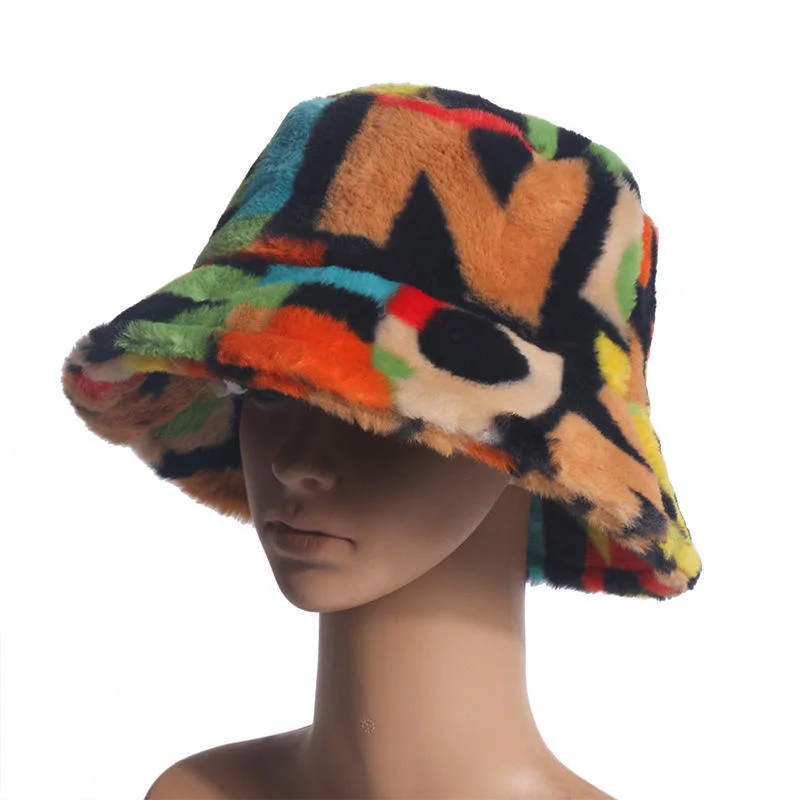 La mujer sombrero pescador Multi colorido cálido invierno difusa sombreros de piel 2020 Nueva Carta de las niñas imprime Faux Fur cuchara Hat