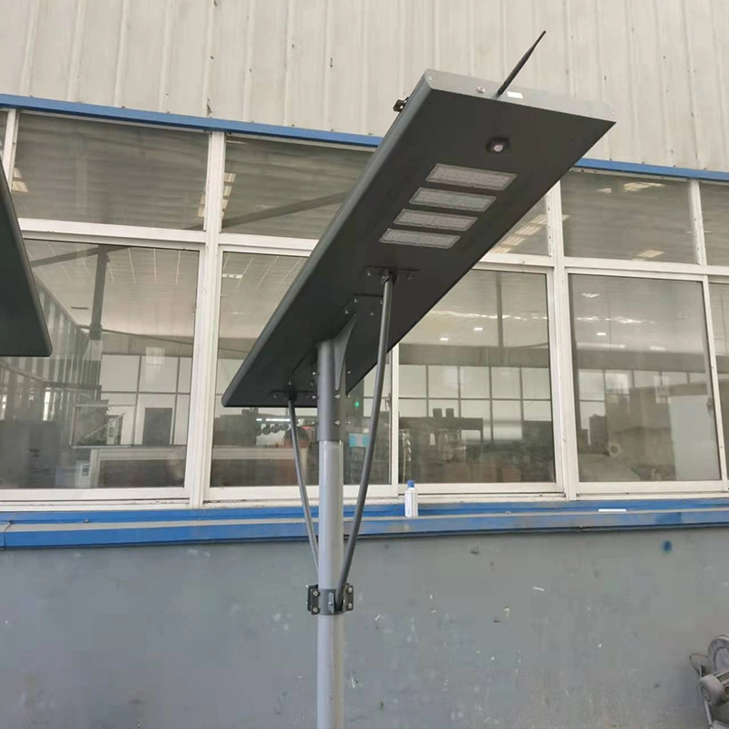 CE RoHS Certificated Automatic Dust Sweeping and Snow Cleaning IP65 All in One 60W Solar LED Street Light