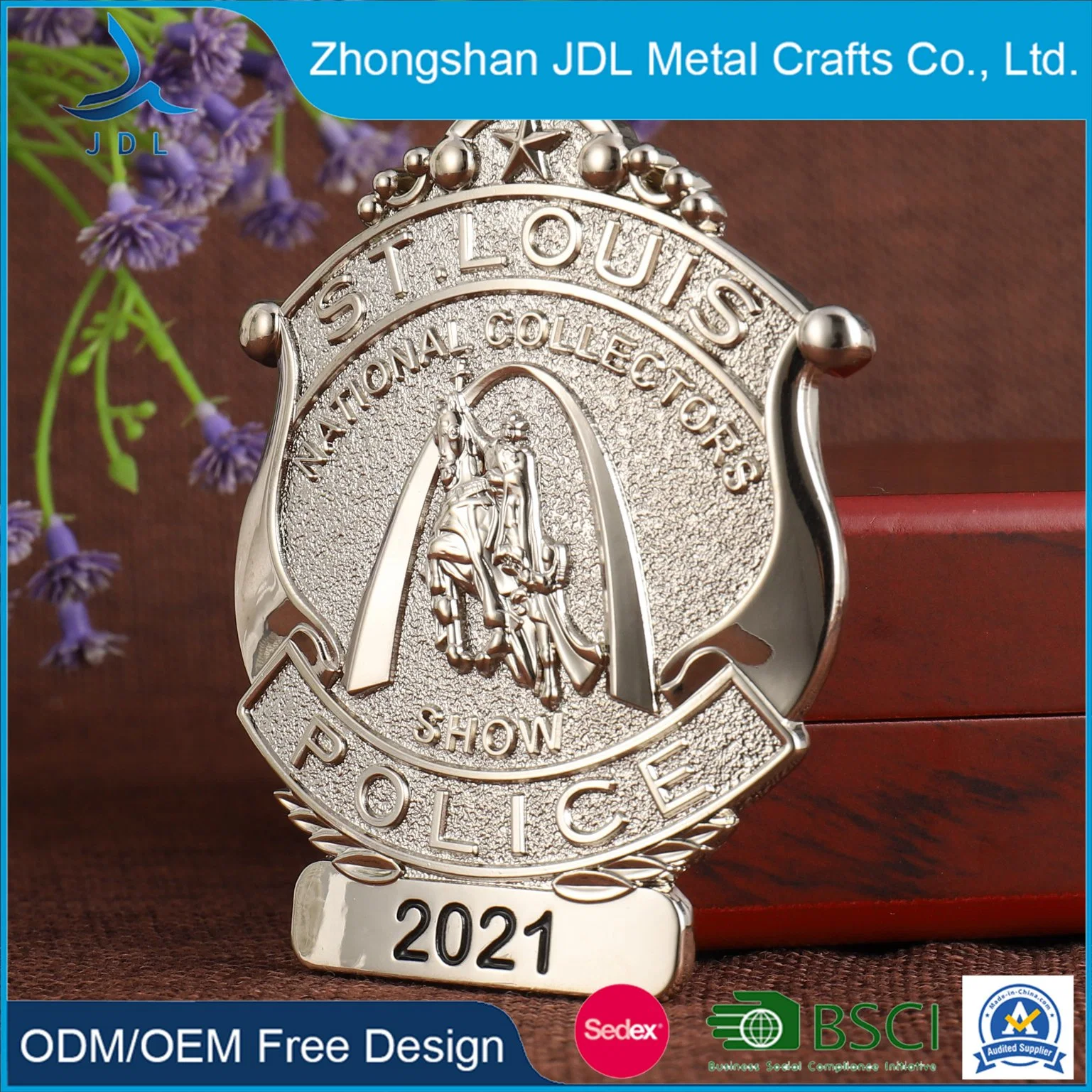 Wholesale Ized Die-Casting Plating Gold for Kids Fashion Engraved Enamel at Factory Price Lapel Pin (448)