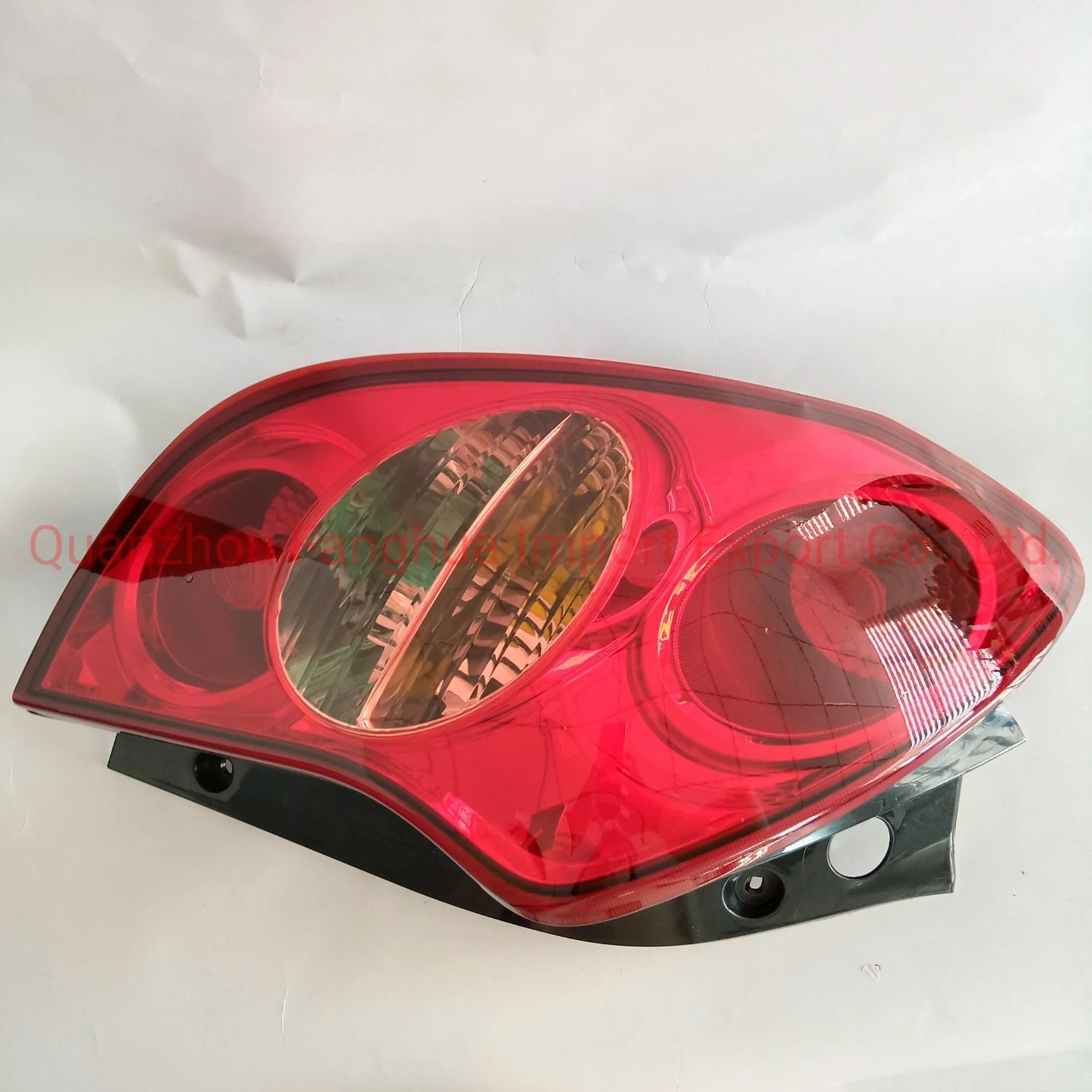 Auto Lighting Systems Car Tail Light 8360134100 Tail Lamps for Ssangyong