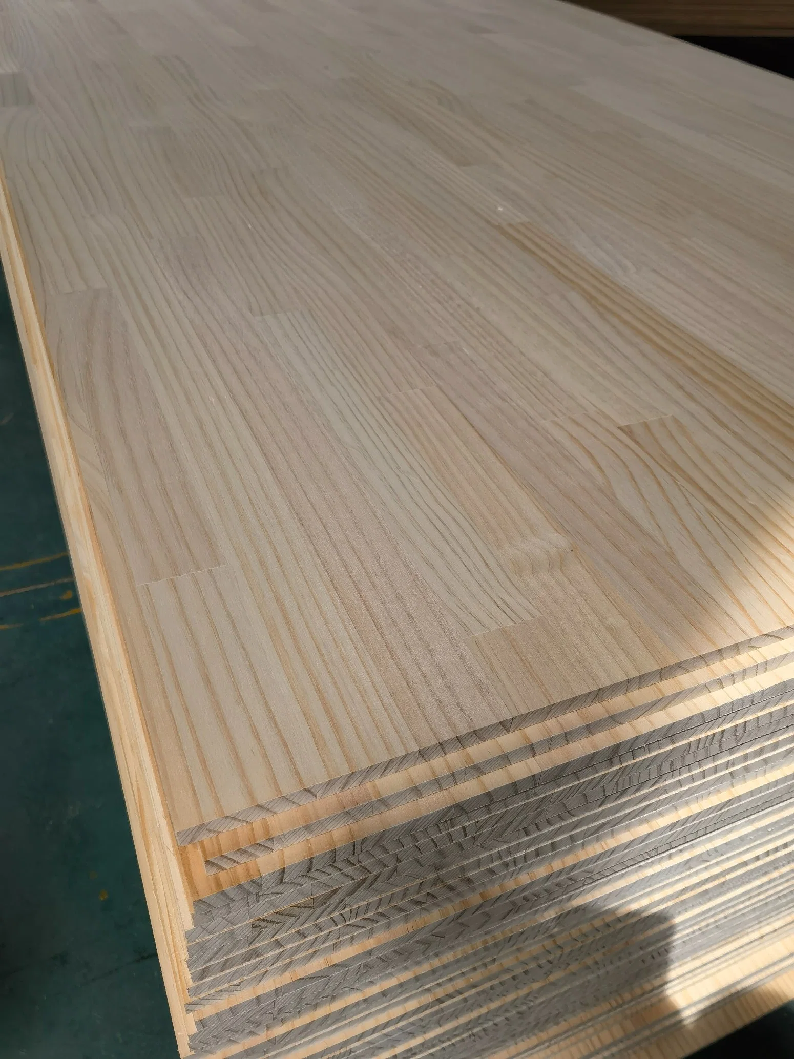Pine Wood Finger Joint Board Panel Solid Wood Boards for Indoor Decorative