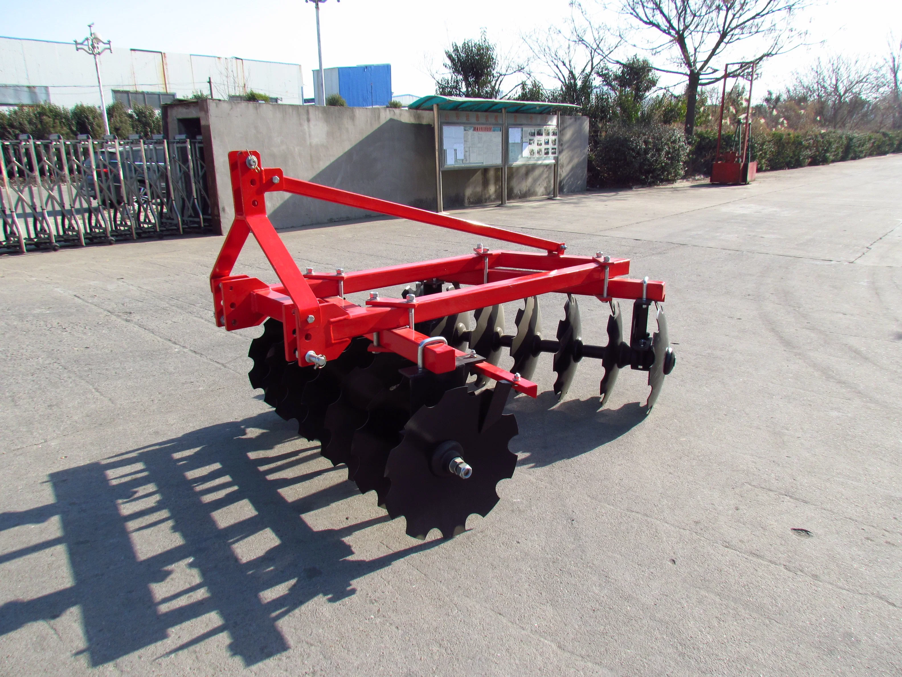 China Agricultural Light Duty Offset Disc Harrow