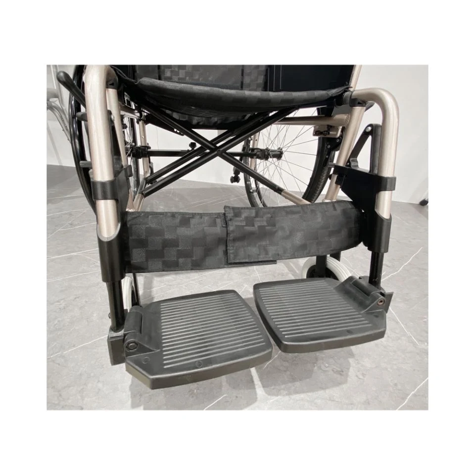 Chaise en aluminium fauteuil roulant spécial pour Hemiplegia utilisation dans la journée La vie