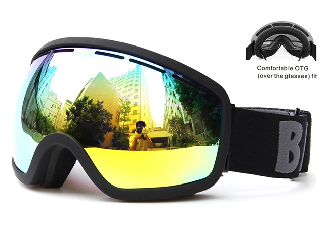 Gafas de esquí a lo largo de las gafas o casco compatible la protección UV