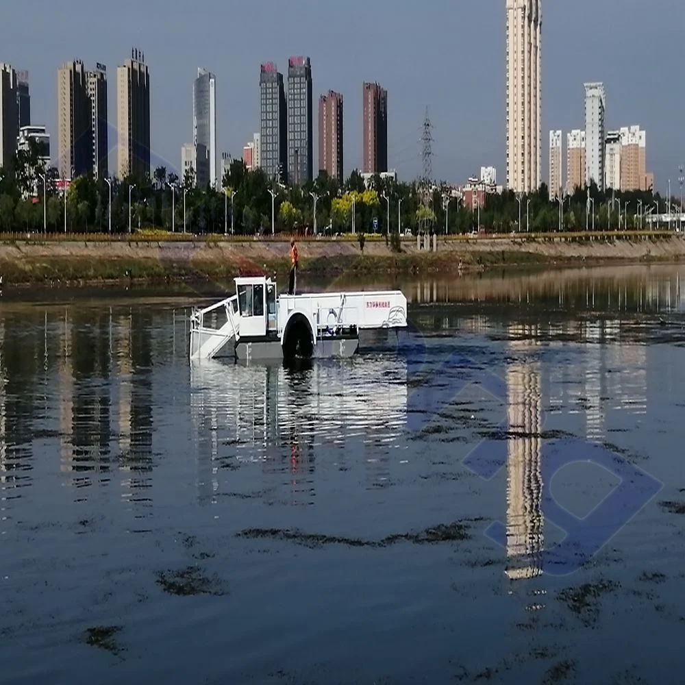 Manufacturer Floating Rubbish Collecting Boat Floating Weed Skimmer Harvester