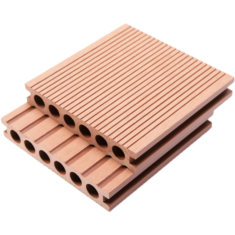 Un plancher de bois en plastique de plein air WPC Plancher Plancher pour le pontage des matériaux de construction
