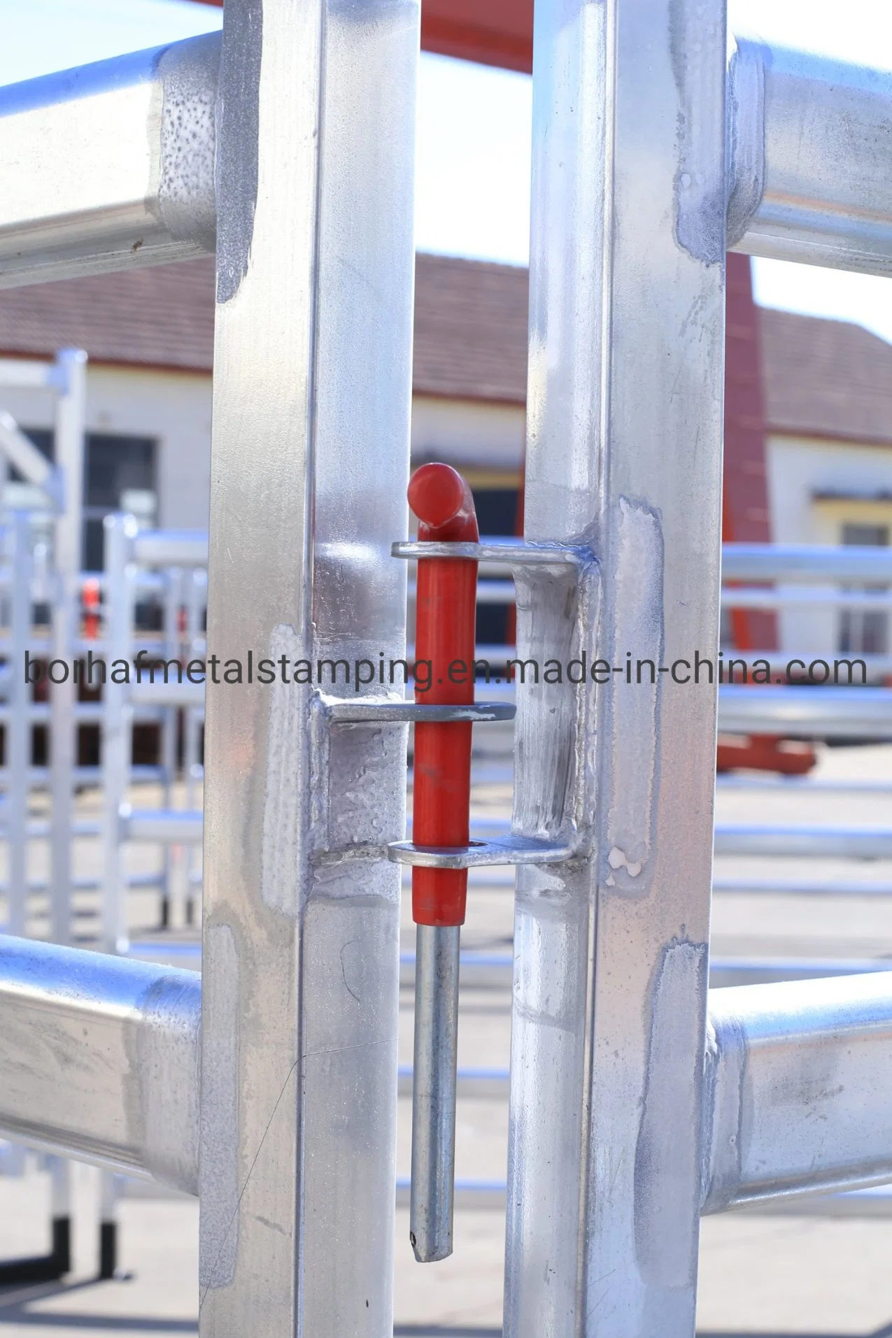 Hot-DIP Galvanized Steel Cattleman Gates Bolt on Strike Plate for Spring Latch