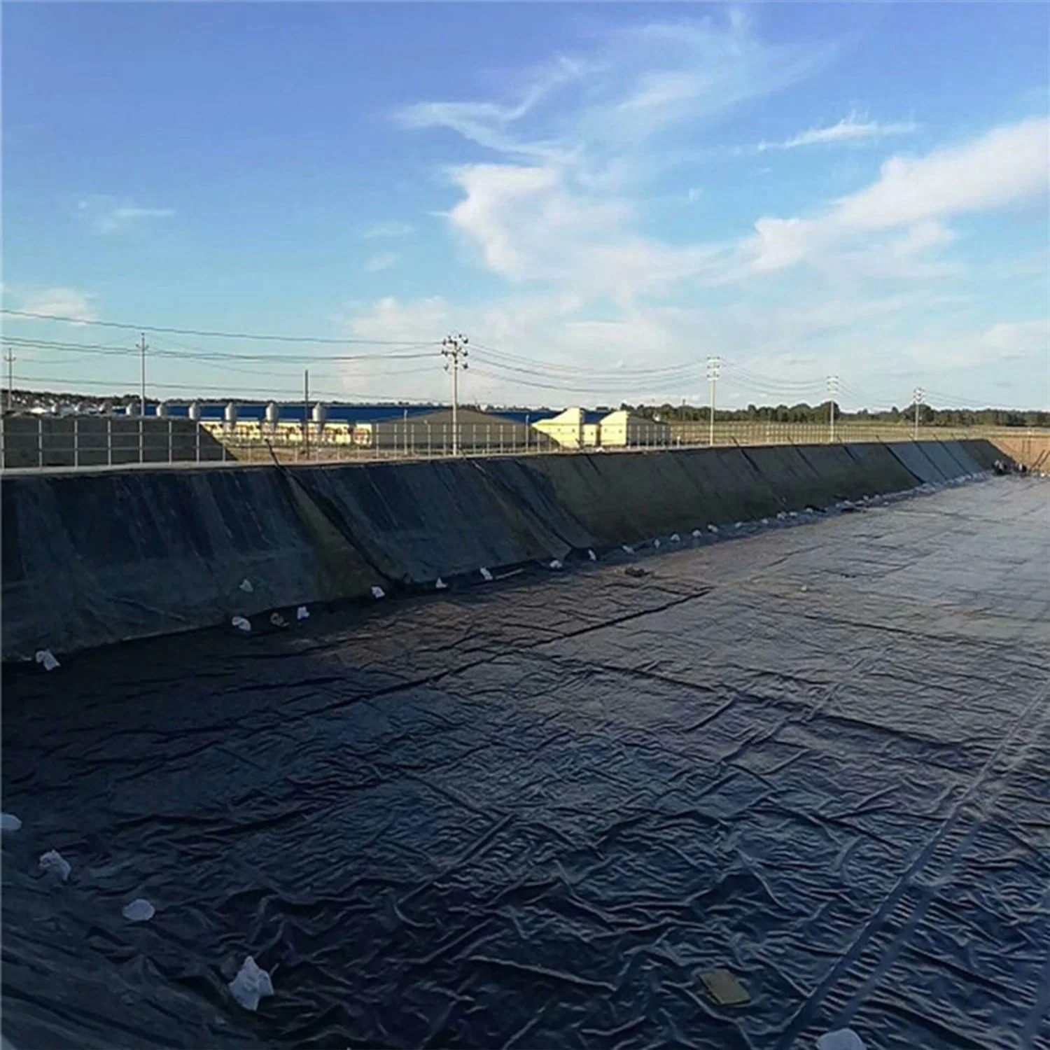 Installation of 0.75mm 1.5mm HDPE Smooth Geomembrane and Rough Geomembrane for Chemical Plants/Water Conservancy/Golf Course Lake Lining/Landfill Cover Base Lay