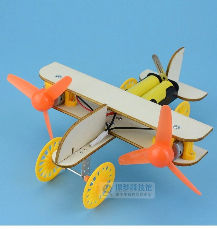 Avion-taxi biplan en bois à monter soi-même, jouet à vapeur pour avion en bois et bricolage en bois.