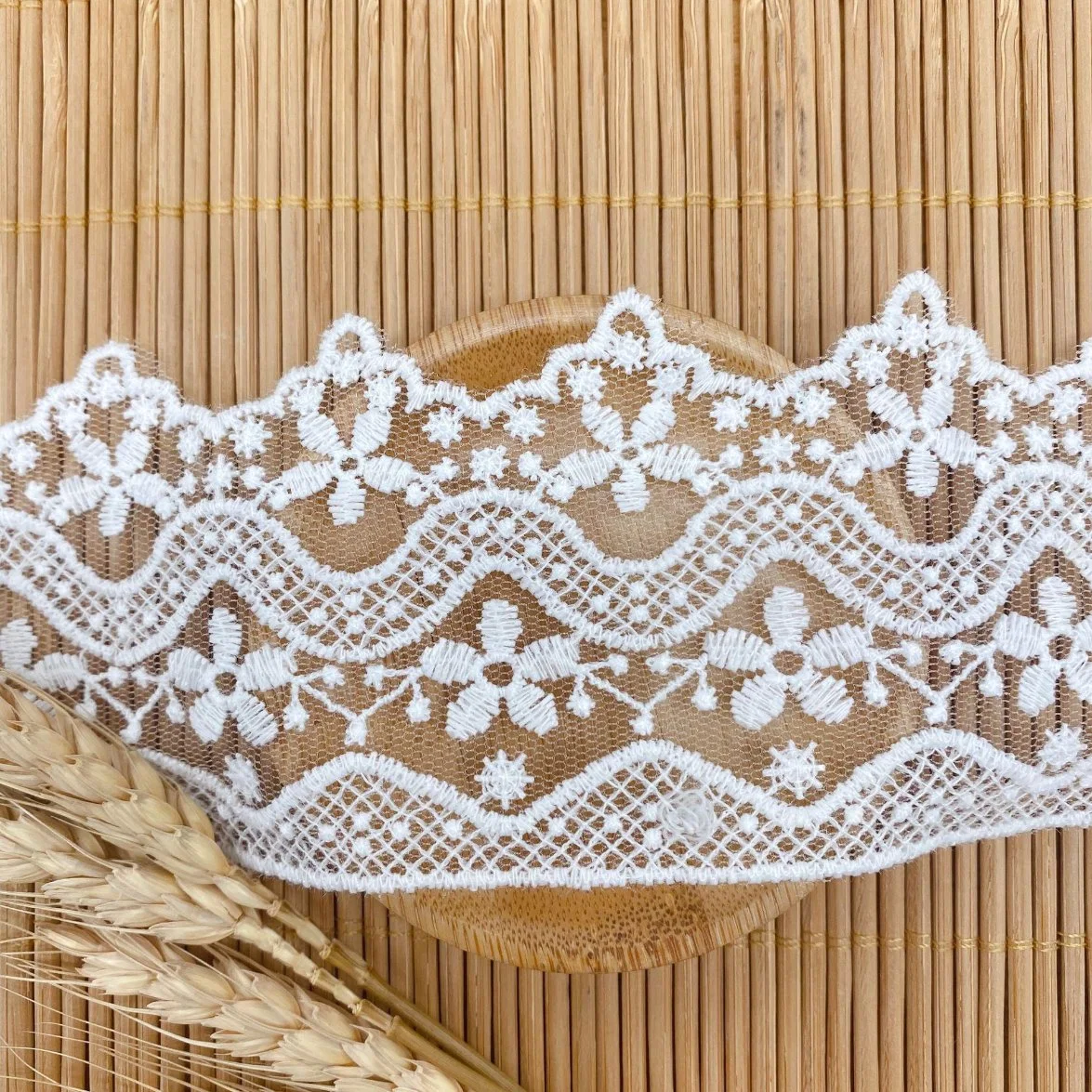 ملابس نسائية من طرف واحد الملابس الاكسسوارات Wave Flower Transparent Mesh Lace القماش