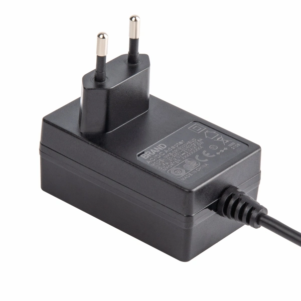 Échantillon gratuit d'alimentation de l'UE UL PSE FCC cUL CE GS SAA C-Ticck Ukca CE GS CB AC adaptateur secteur de l'adaptateur DC9V 12V 15V 24V 36V 1A 2A 3A 4A 5A L'adaptateur secteur AC/DC