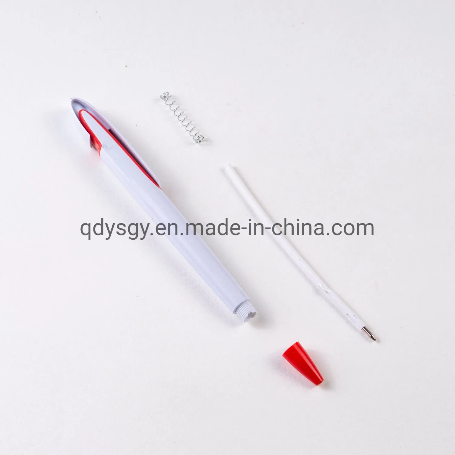 cadeau de promotion de Design de mode 1.0mm Diamètre de pointe de stylo à bille plastique