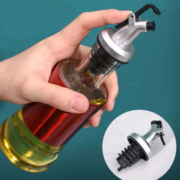 Hot Selling BBQ Kitchen Baking Roasting 500ml Glass Press Kitchen Oil Dispenser and Measure Oil Bottle Dispenser