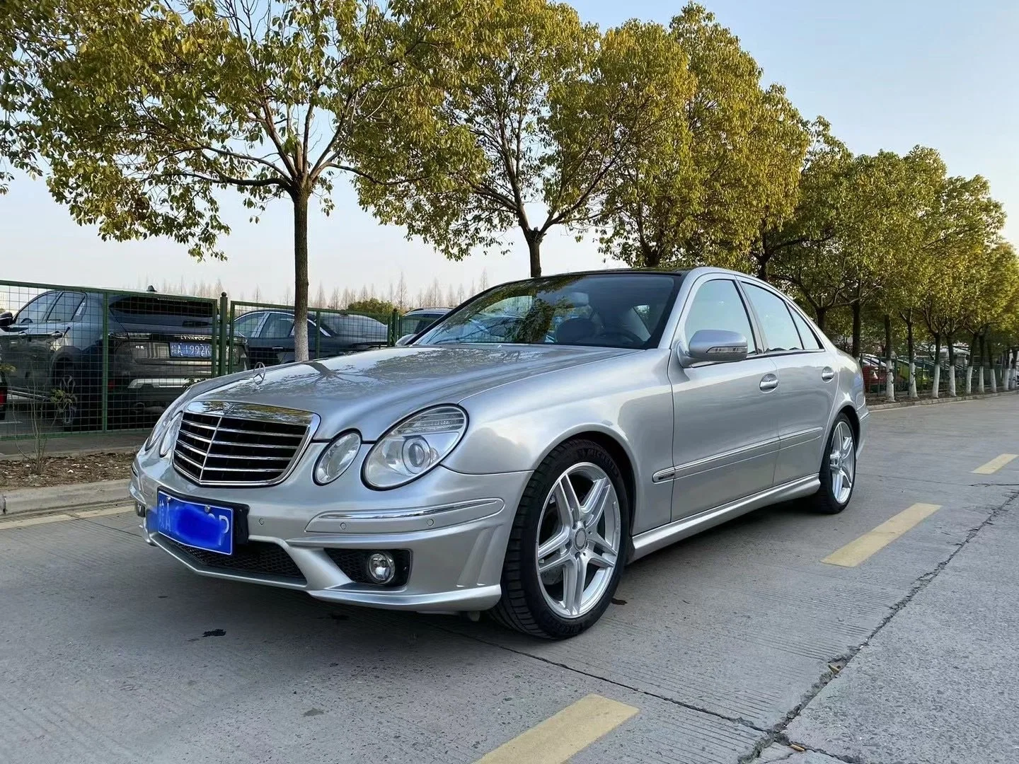 2003-2009 W211 E63 передний бампер комплект W/ Fogs фонари